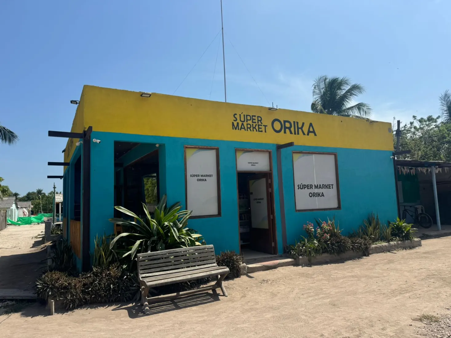 Supermercado comunitario Orika
